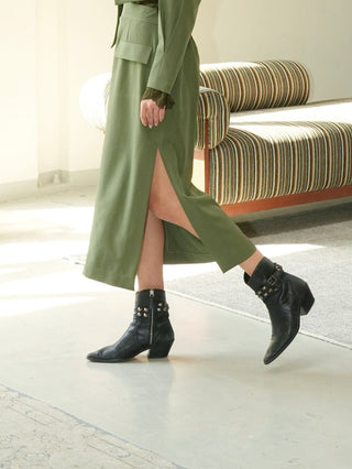 The Alpha Edit - Shoulder vest & Skirts