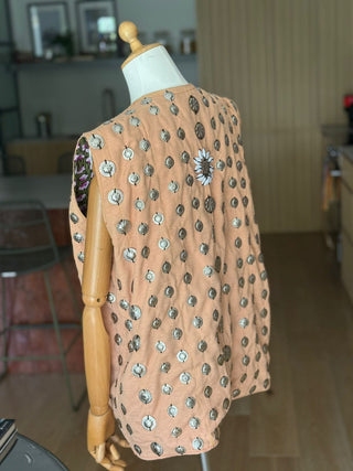 Wander Wolf Vest
