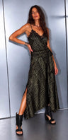 SHIMMERY BLACK